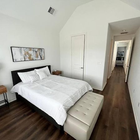 Urban Chic Living Minutes To I-45 And I-610 #B Villa Houston Exterior photo