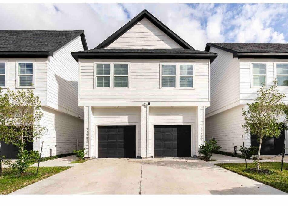 Urban Chic Living Minutes To I-45 And I-610 #B Villa Houston Exterior photo
