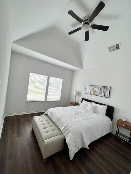 Urban Chic Living Minutes To I-45 And I-610 #B Villa Houston Exterior photo